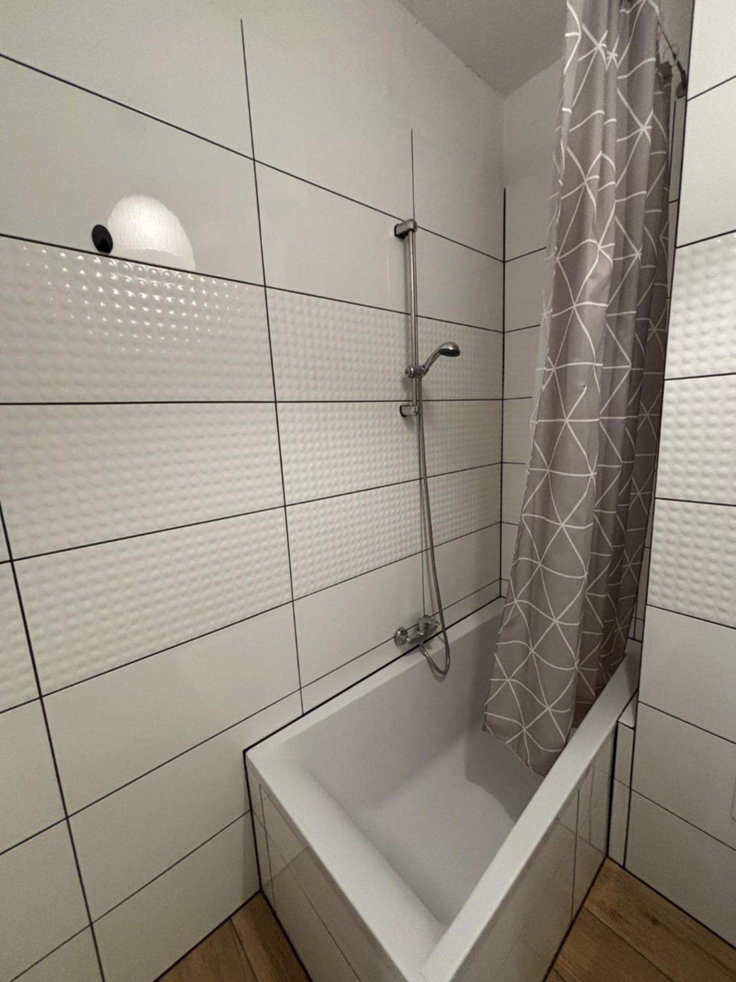 Holdek Apartamenty Francuska Katowice Kültér fotó